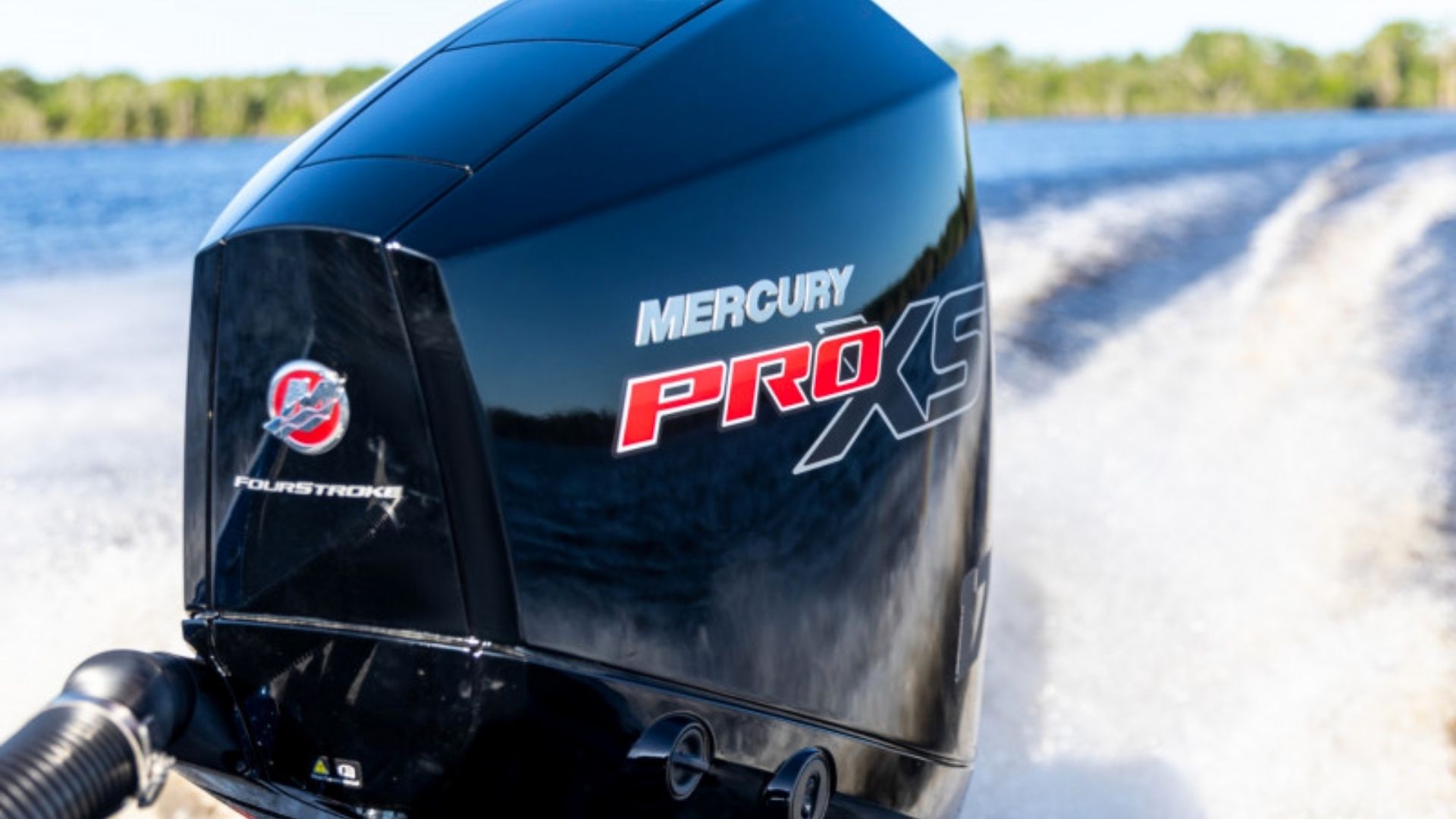 7 reasons to upgrade your old outboard motor